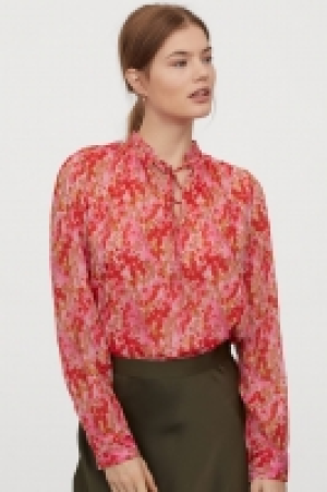 Blusa con cuello plisado 9.99 €