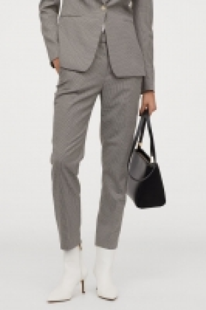 Pantalón pitillo 9.99 €