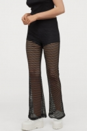 HM  Leggings acampanados de malla
