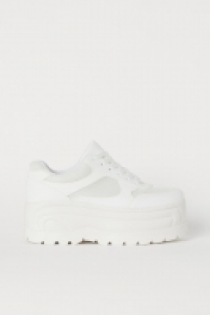 Deportivas con plataforma 17.99 €