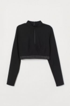 Top con remaches 14.99 €