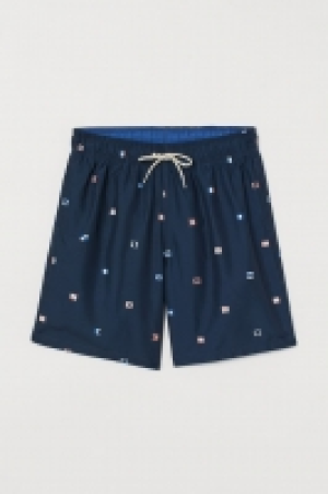 Bañador hasta la rodilla 8.99 €