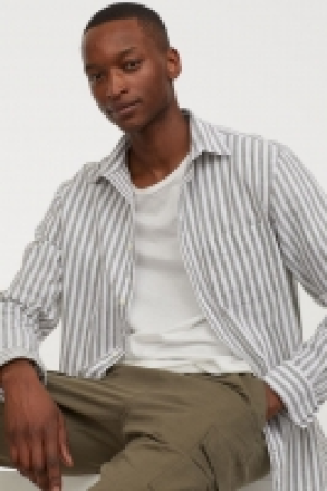 Camisa con lino Regular Fit 12.99 €