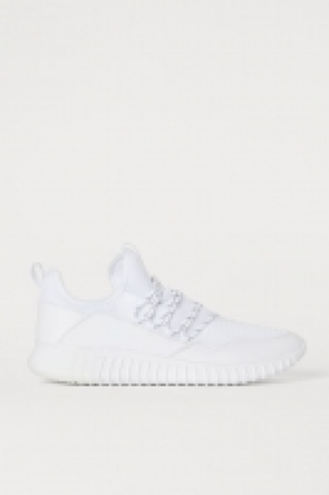 Zapatillas deportivas de malla 21.99 €