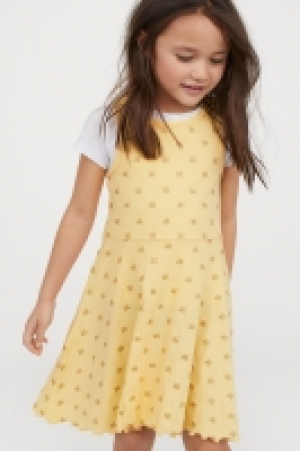 Vestido en punto de canalé 4.99 €