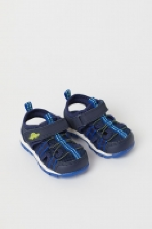 Sandalias gruesas 12.99 €