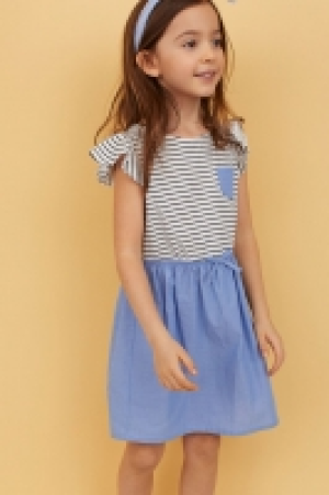 Vestido con manga circular 8.99 €