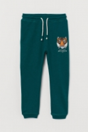 HM  Joggers con estampado