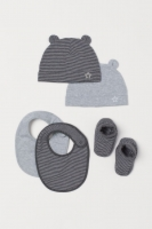 Conjunto de 5 piezas en punto 8.99 €