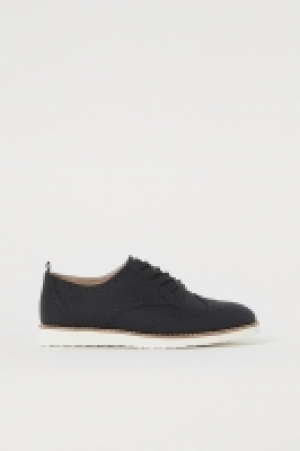 Zapatos brogue 15.99 €