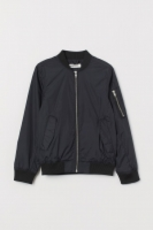 Cazadora bomber de nailon 17.99 €
