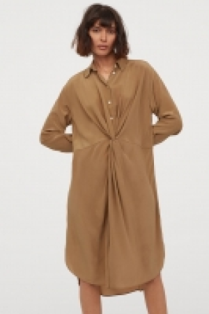 Vestido camisero de seda 76.99 €