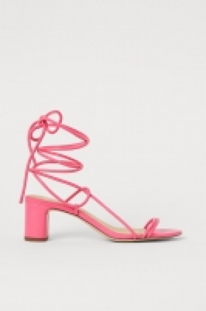 Sandalias de piel 27.99 €