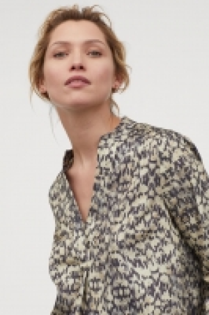 Blusa de satén 9.99 €