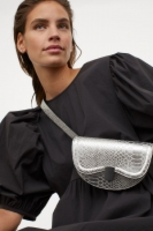 Riñonera 6.99 €