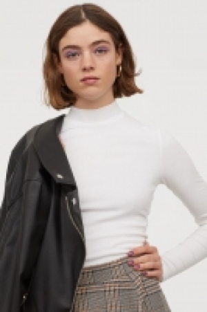 Jersey con cuello perkins 5.99 €
