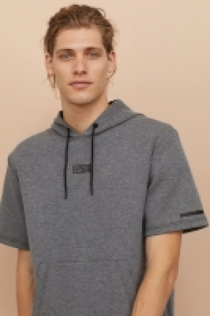 Sudadera de manga corta 17.99 €