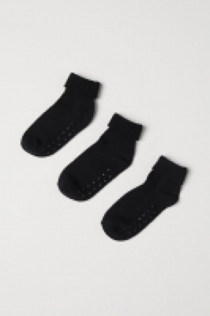 Pack de 3 calcetines 2.99 €