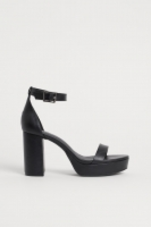 Sandalias de plataforma 14.99 €