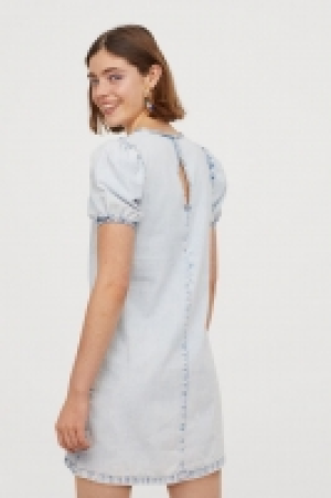 Vestido evasé en denim 19.99 €