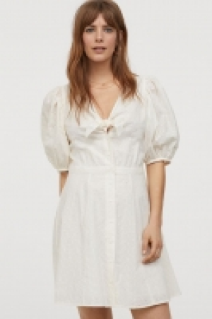 Vestido con bordado inglés 19.99 €