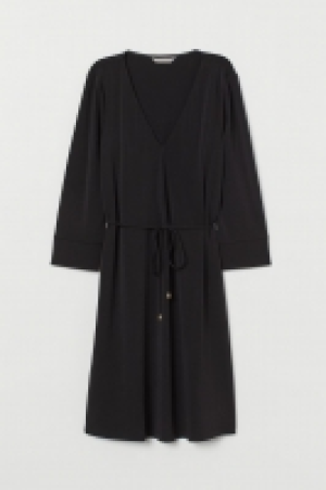 Vestido con escote de pico 9.99 €