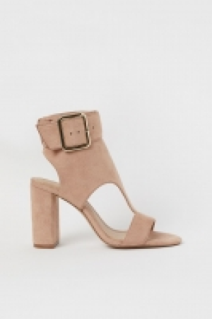 Sandalias 21.99 €