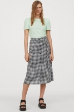 Falda con botones 11.99 €