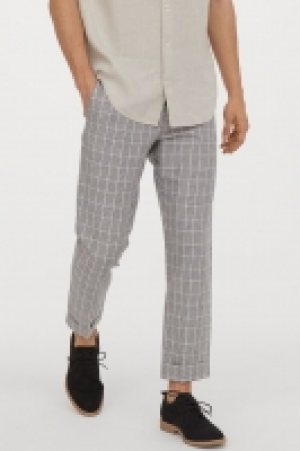 Pantalón de traje Slim Fit 15.99 €