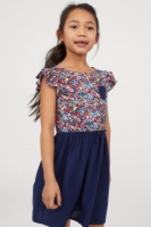 Vestido con manga circular 7.99 €