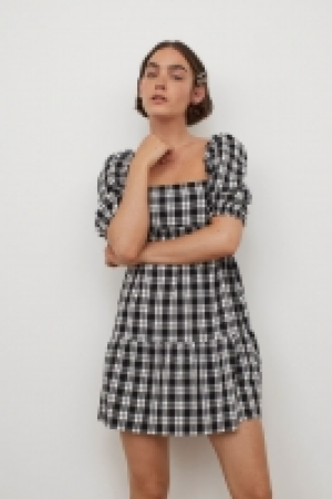 Vestido de sirsaca 10.99 €