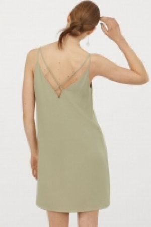 Vestido lencero escote en V 14.99 €