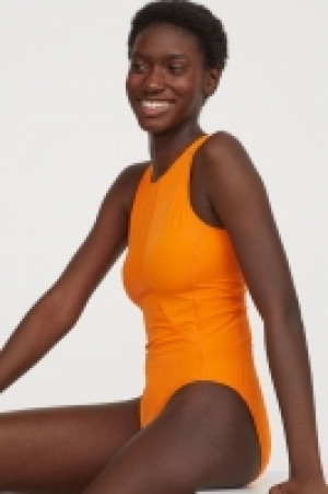 HM  Traje de baño sport High leg
