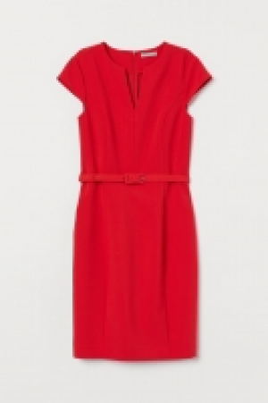 Vestido entallado 17.99 €