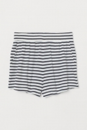 Pantalón corto con modal 4.99 €