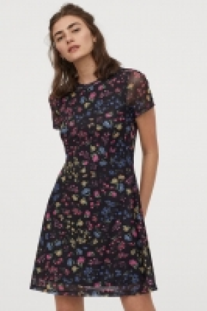 Vestido estampado de malla 6.99 €