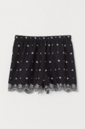 Pantalón corto de algodón 17.99 €