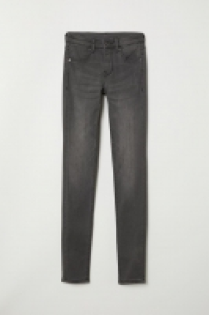 Pantalón superelástico 15.99 €