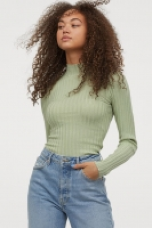 Jersey de canalé cuello alto 11.99 €