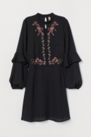 Vestido de gasa con bordado 27.99 €