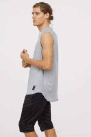 Pantalón corto de deporte 13.99 €