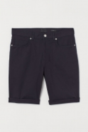 Pantalón corto Slim Fit 13.99 €