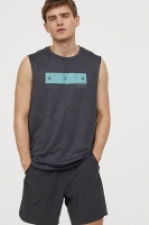 Pantalón corto de deporte 17.99 €