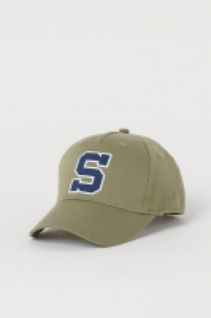 Gorra con aplicación 2.99 €