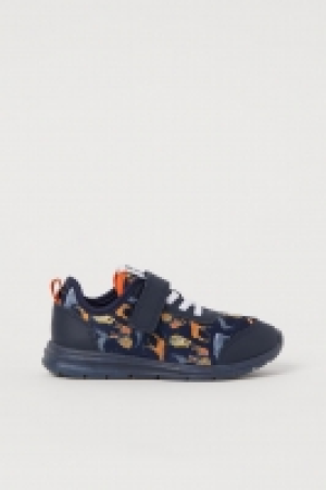 Zapatillas deportivas de malla 7.99 €