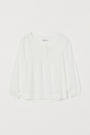 Blusa con canesú de encaje 3.99 €