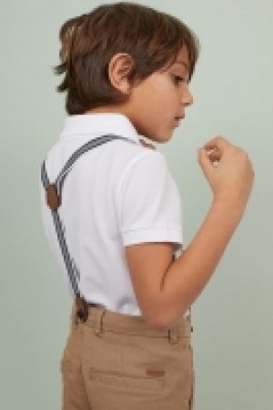 Pantalón con tirantes 10.99 €
