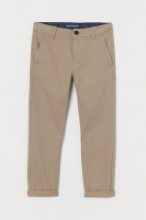 Chinos Corte amplio 9.99 €