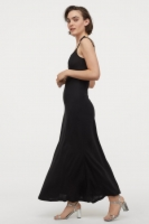 Vestido largo de punto 7.99 €