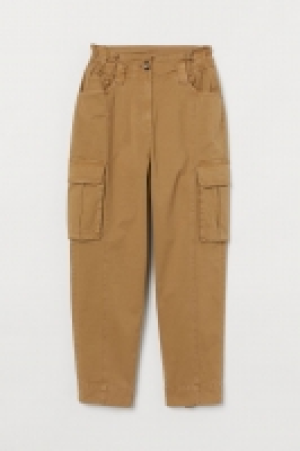 Pantalón tobillero cargo 10.99 €